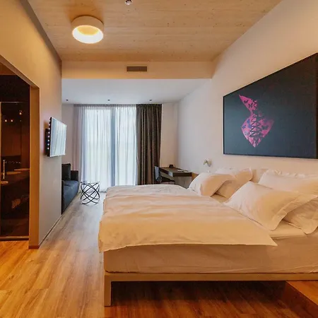 Wud Otel 3*